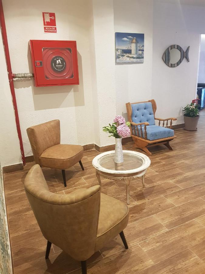 יורט דה מאר Hostal Mozaik Lloret מראה חיצוני תמונה
